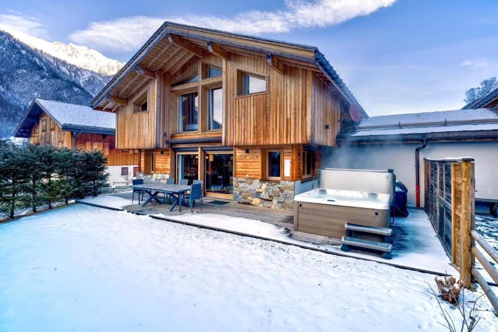 Luxury Chalet With Sauna, Hot Tub And Fireplace Villa Chamonix Exterior photo